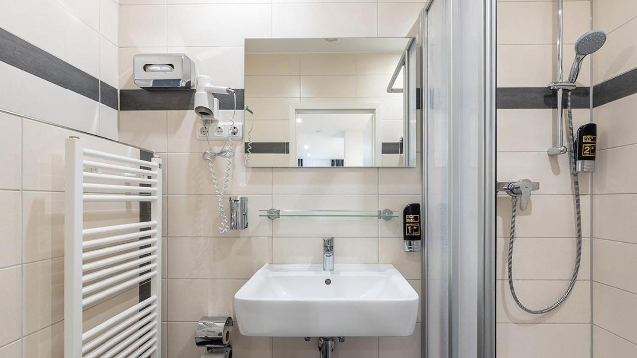 Trip Inn Budget Hotel Messe Frankfurt am Main Ngoại thất bức ảnh
