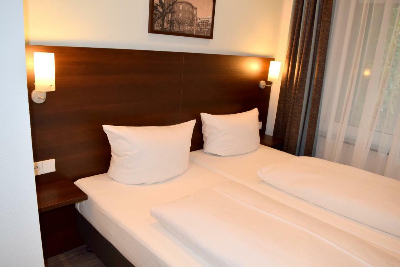 Trip Inn Budget Hotel Messe Frankfurt am Main Ngoại thất bức ảnh